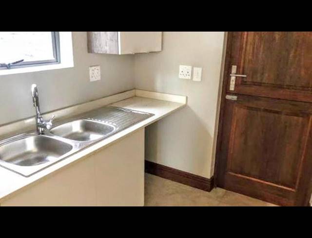 4 BEDROOM PROPERTY TO RENT IN WATERKLOOF